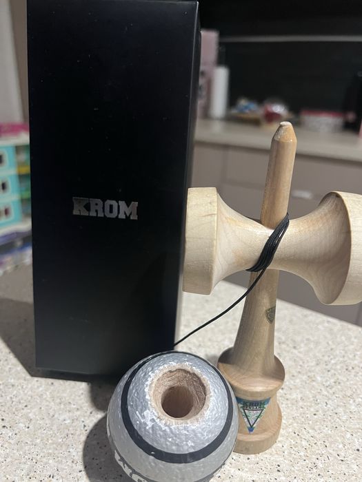 Kendama krom strogo lambo maple