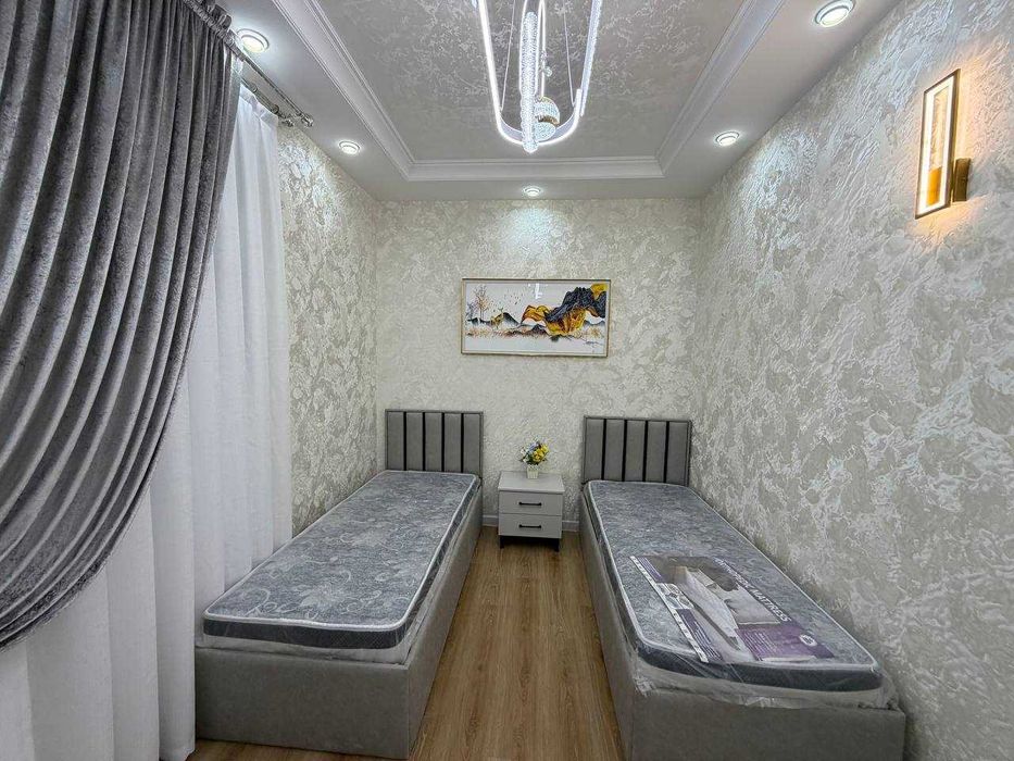 Продаётся 4х комнатная квартира по выгодной цене ЗАХОДИ ЖИВИ СПЕШИТЕ!