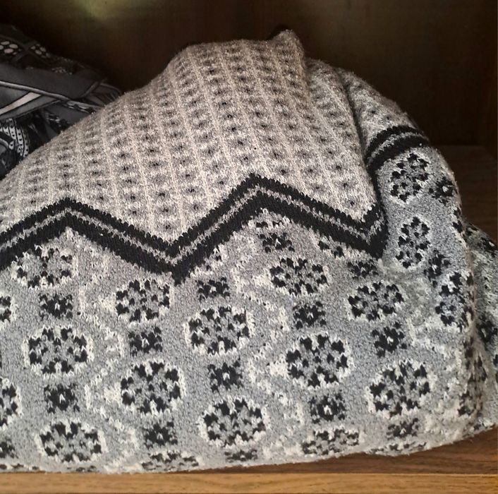 Продам  костюм женский