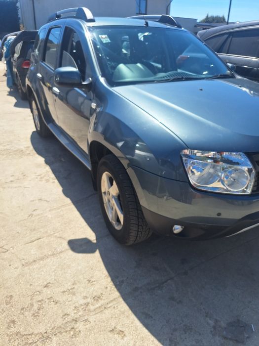 Dezmembram Dacia Duster 1.5 dci euro 5 4x4 4x2 manuala 6+1 trepte