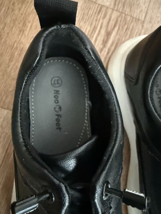 Кроссовки для девочки 36 р