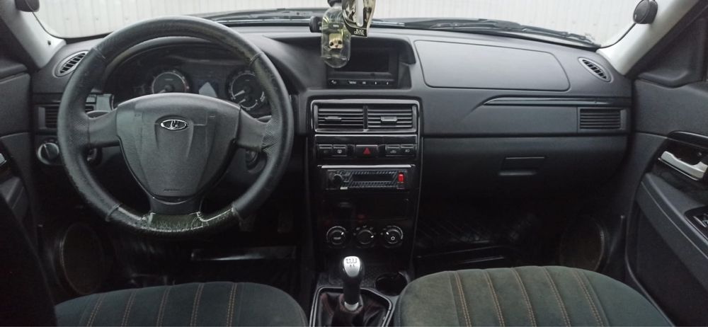 Срочно продам машину Lada Priora