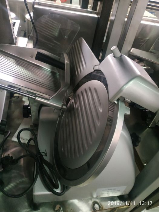 Слайсер автоматический диаметр 32см