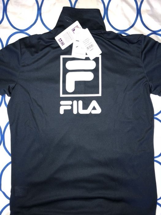 Tricouri Fila marimea M si unul L,de tenis!