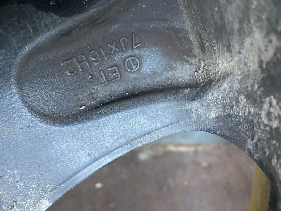 Jante aliaj R16 cu cauciucuri M+S Audi A4 B6/B7 passat Skoda 5x112