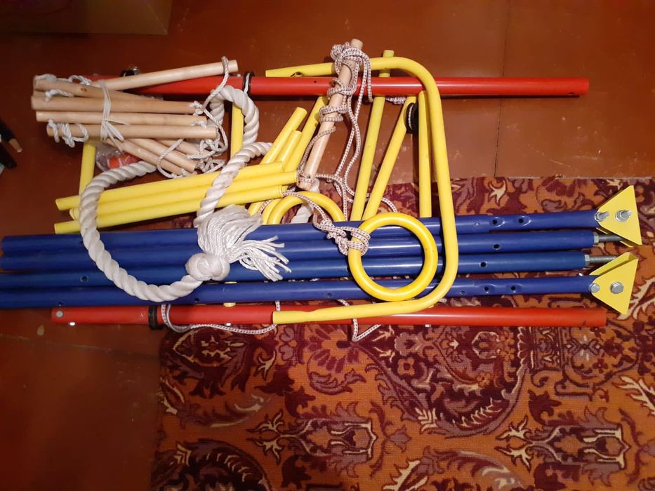 Продам детский спорт.комплекс  20.000