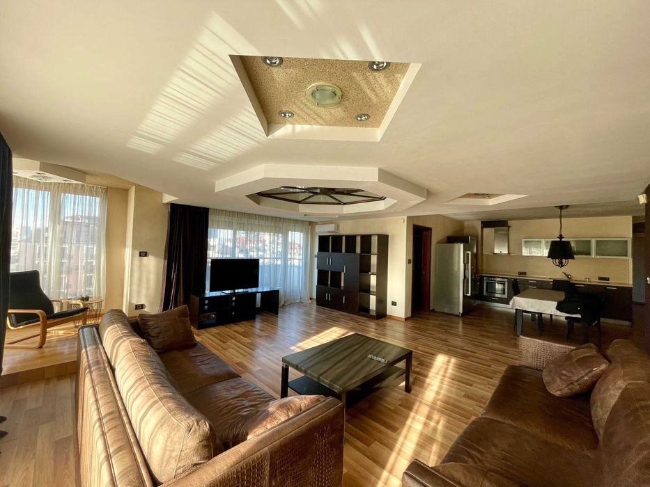 Продава се Многостаен апартамент в София, Манастирски ливади - 259 кв.м за 2387 €/кв.м - Снимка #1