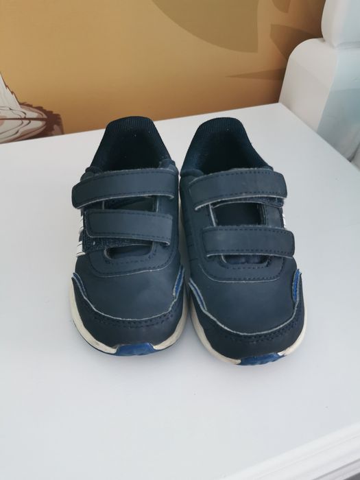 Pantofi copii adidas nr 24