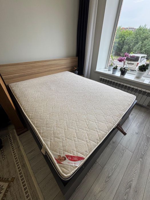 Стильная кровать 160*200 + ортопедический матрас +просторное основание