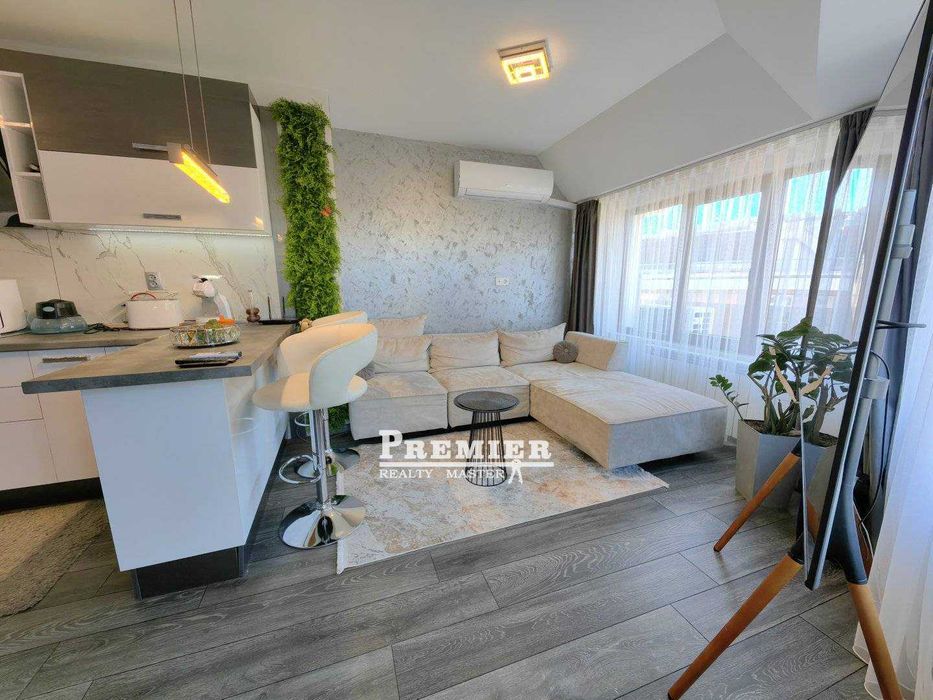 Продава се Тристаен апартамент в Бургас, Лазур - 138 кв.м за 1602 €/кв.м - Снимка #17