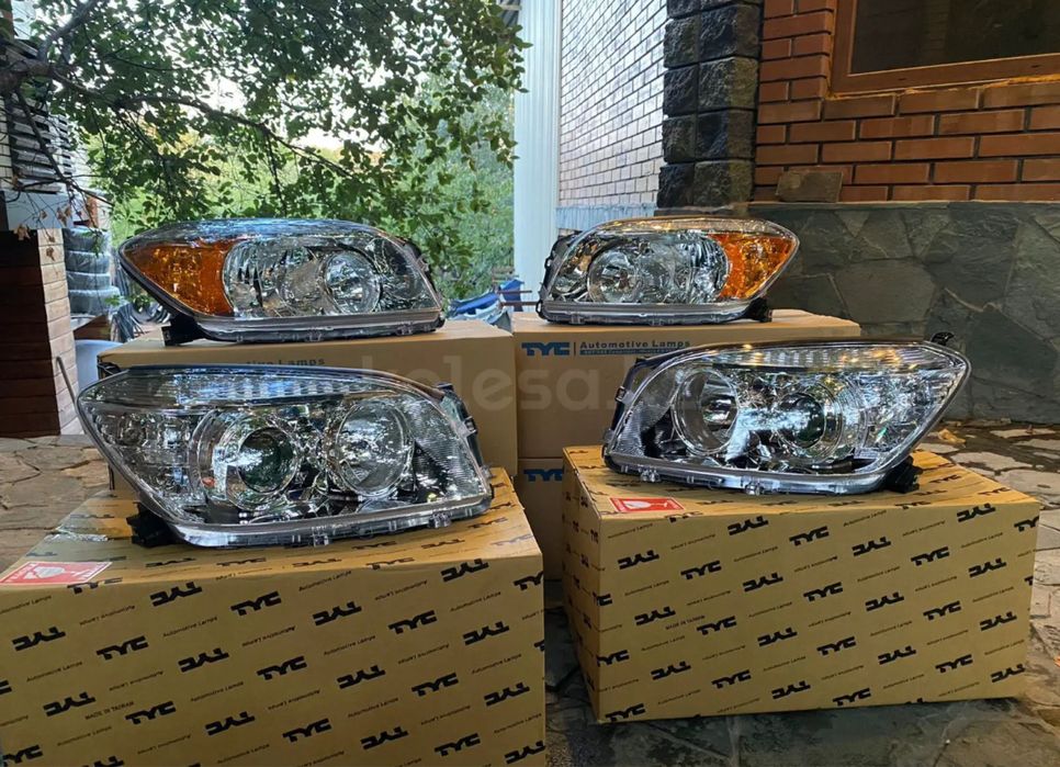 Продам фары/фонари рав4