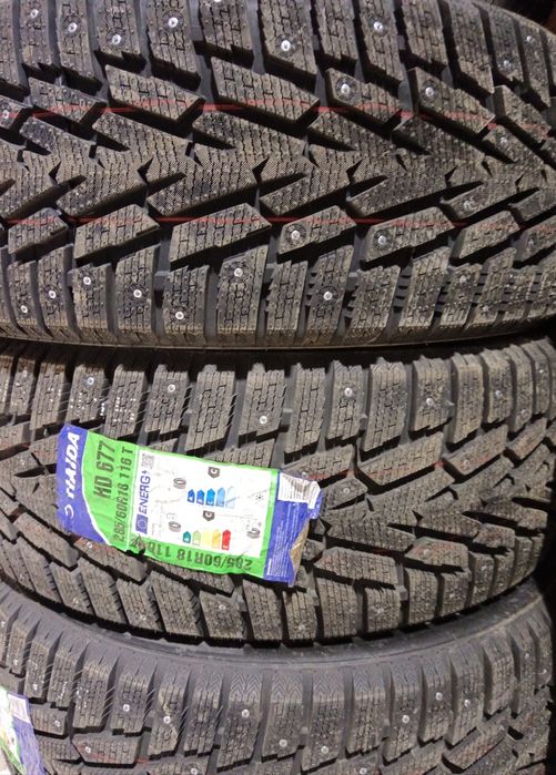 Автошина зимние шиповоные