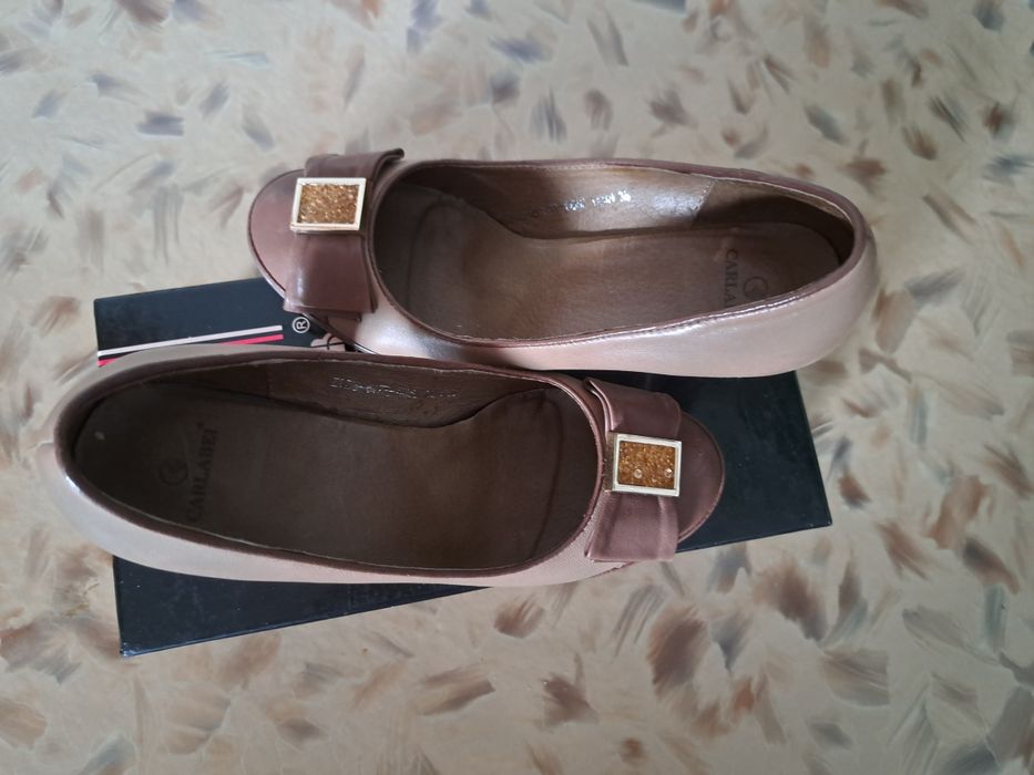 Продам туфли, босоножки