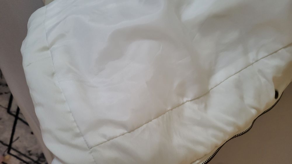 Дамско бяло яке на Zara