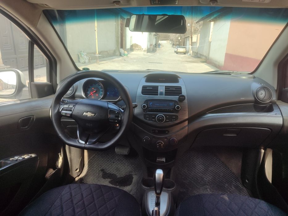 Spark  2013 Aftamat Toshkent mator-karobka 4pazitsiya  223ming yurgan