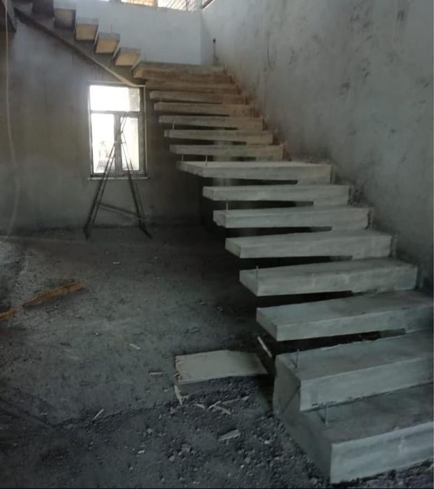 Лестница бетоная