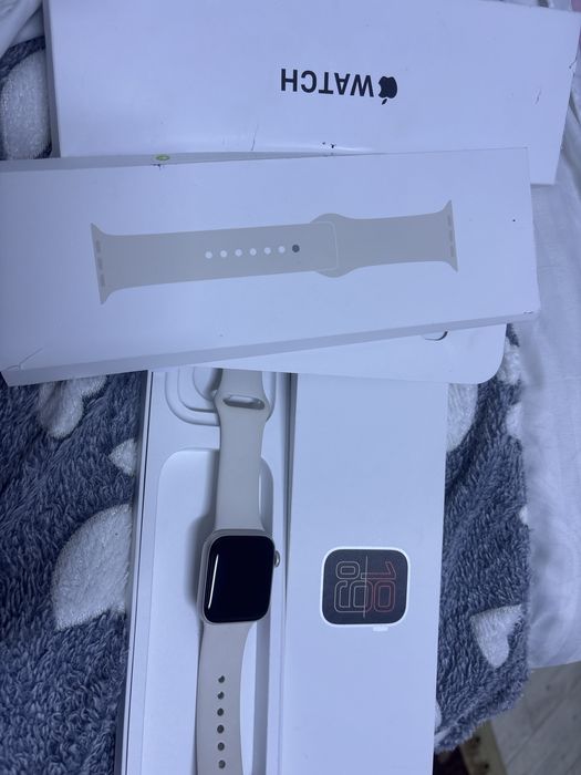 apple watch SE 3 40 мм