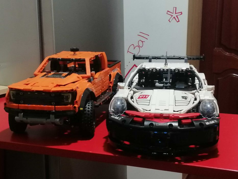 Продам две машины лего техник