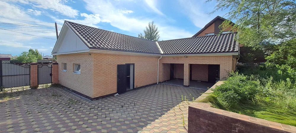 Продам шикарный  дом в ЖК Амангельды