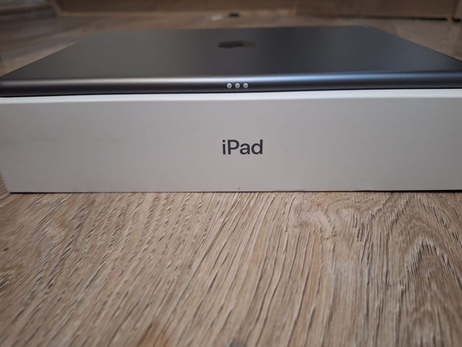 Продам Айпад в отличном состоянии. Есть торг