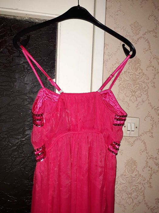 Лятна лъскава рокля цвят фуксия  Р-р 36-38