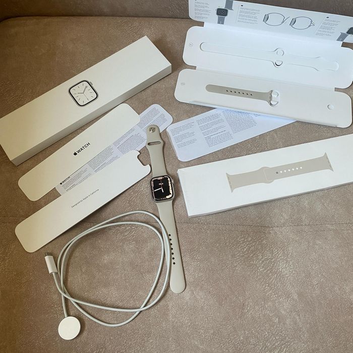 Apple Watch Series 7, 41 mm в корпусе Ultra.