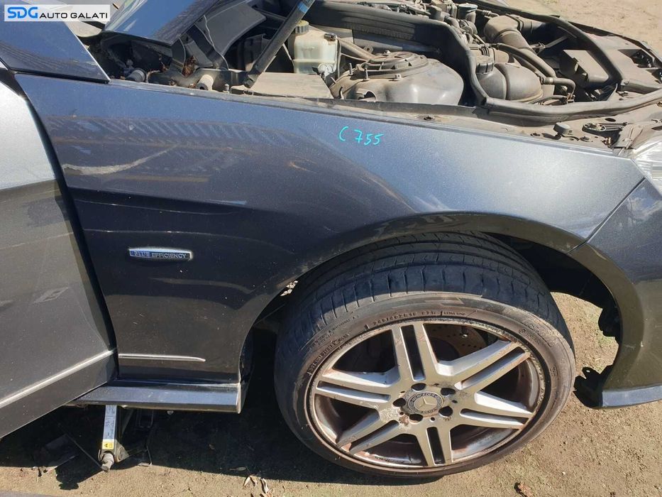 Aripa Dreapta Fata Mercedes Clasa E Class W212 2009 - 2016 Culoare C755 [LC1919]