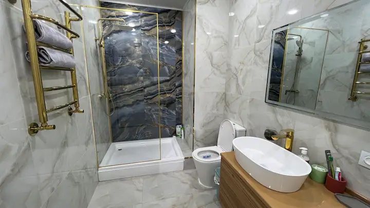 Сдается 2 ком квартира посуточно на батысе