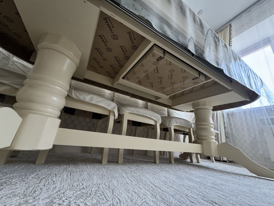 Стол со стульями 3.5м