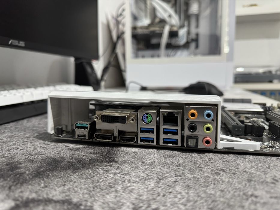 Procesor Intel i7 7700k + Placa de baza Asus Z270-A