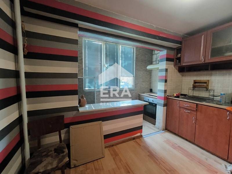 Продава се Двустаен апартамент в Хасково, Орфей - 58 кв.м за 1047 €/кв.м - Снимка #1