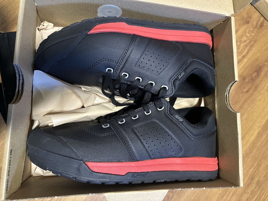 Specialized 2FO DH Flat MTB обувки / Downhill / Enduro – НОВИ (Black/Red)