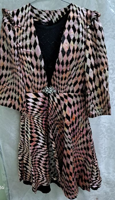 Uyga kiyishga kiyimlar