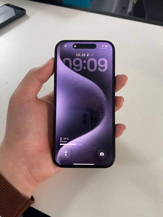 iphone 15 pro 256 ideal