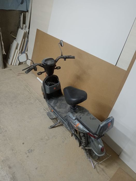 Продам электро-мопед