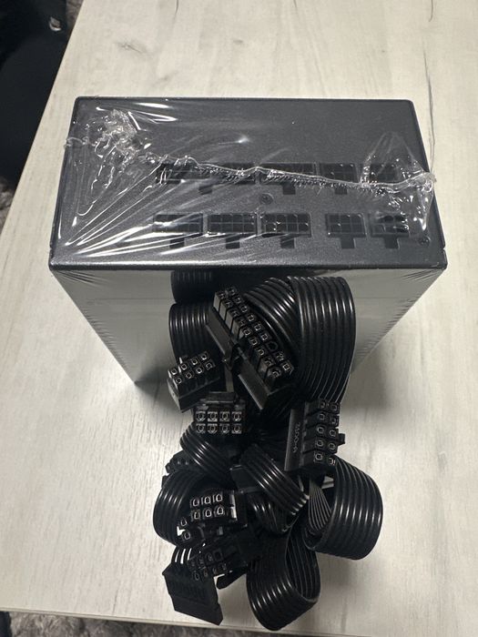 Sursa calculator Full modular GPG 550 80 plus gold