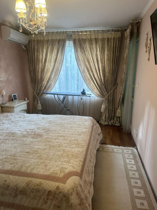 Луксозен тристаен апартамент в Благоевград