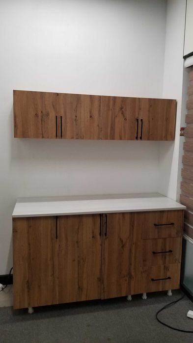 Ошхона мебеллари сотилади