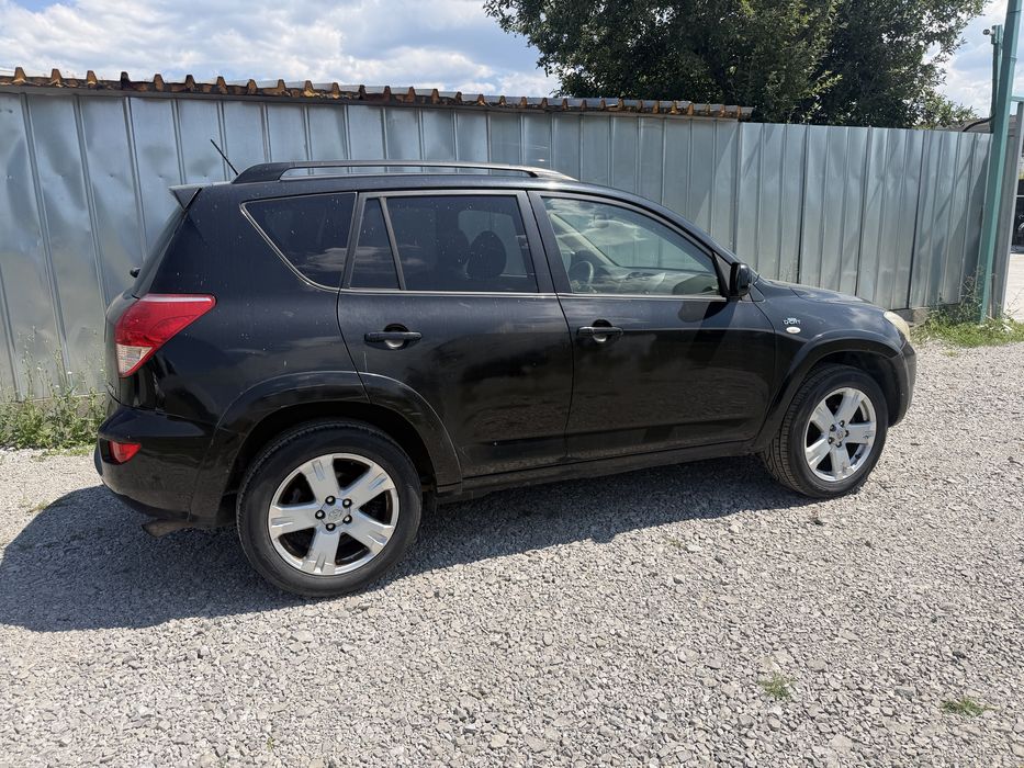 Toyota Rav 4 DCAT на ЧАСТИ