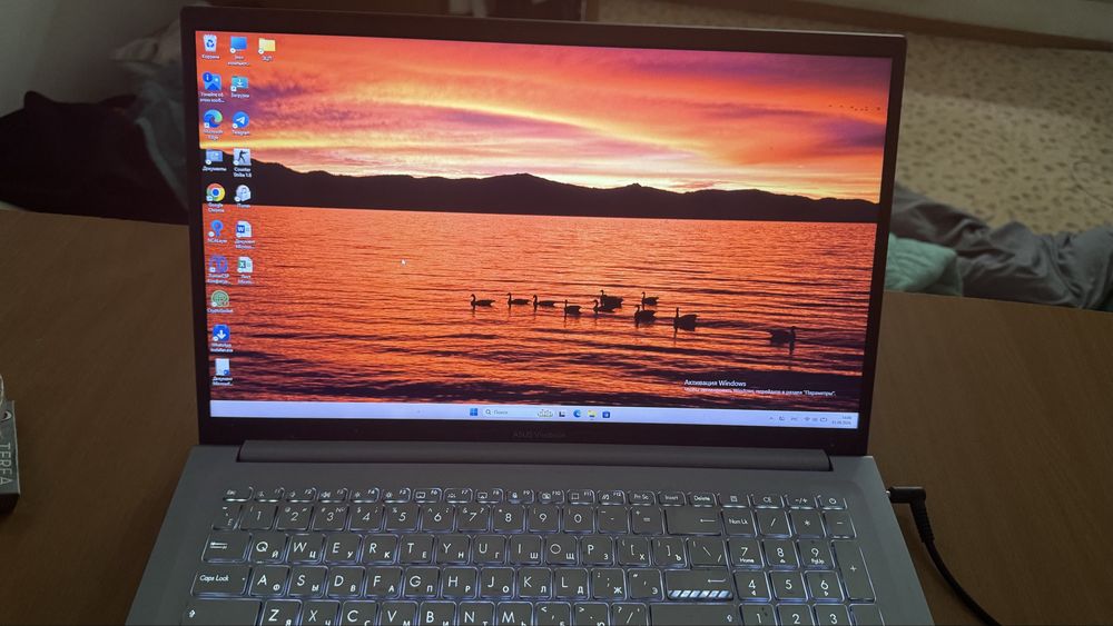 Ноутбук Asus vivobook