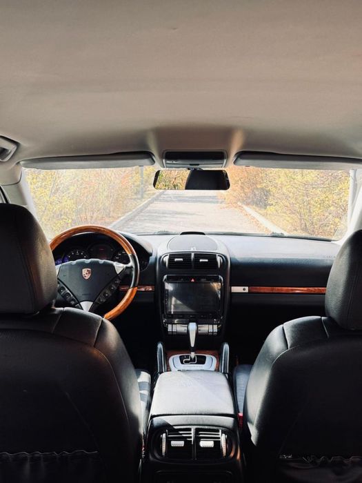Продается Porsche Cayenne