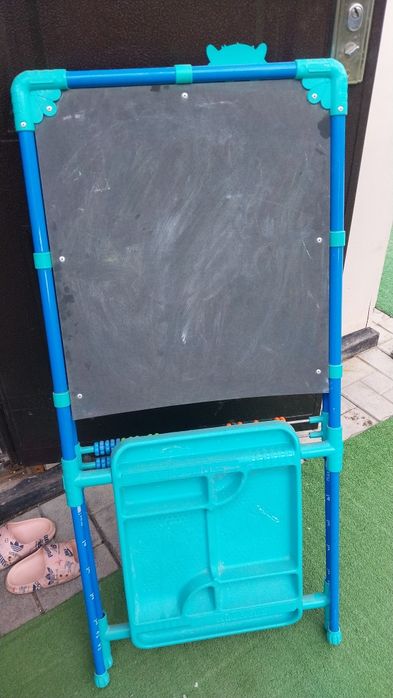 Детский мольберт