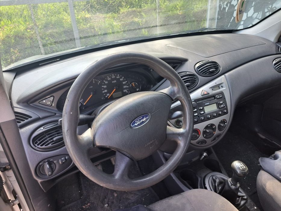 Ford focus 1.6 2004 benzina
