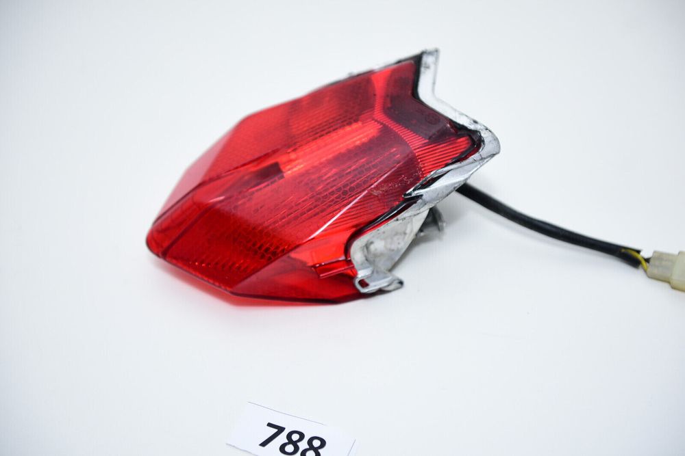 MV Agusta Brutale 675 Stop / Lampă spate