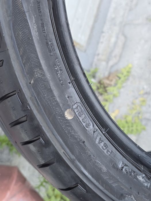 255 40 18 Bridgestone