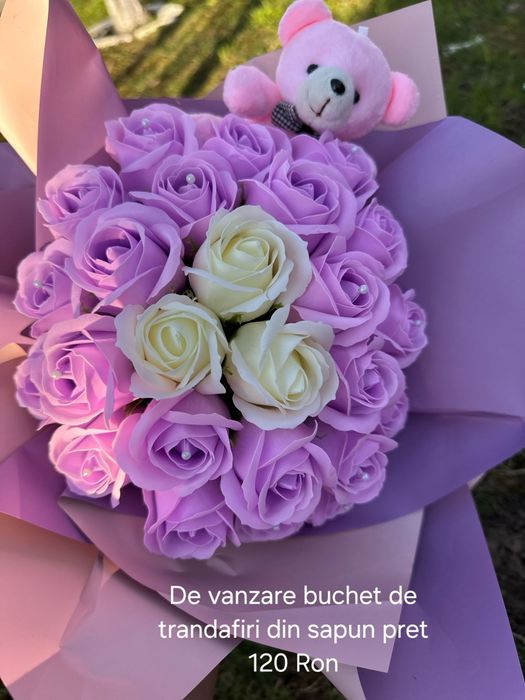 De vanzre buchete si cuti cu trandafiri de sapun