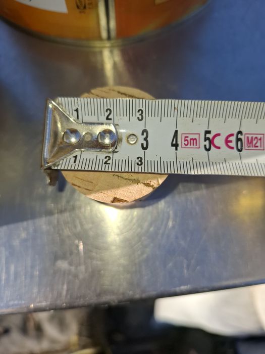 Продавам коркови тапи