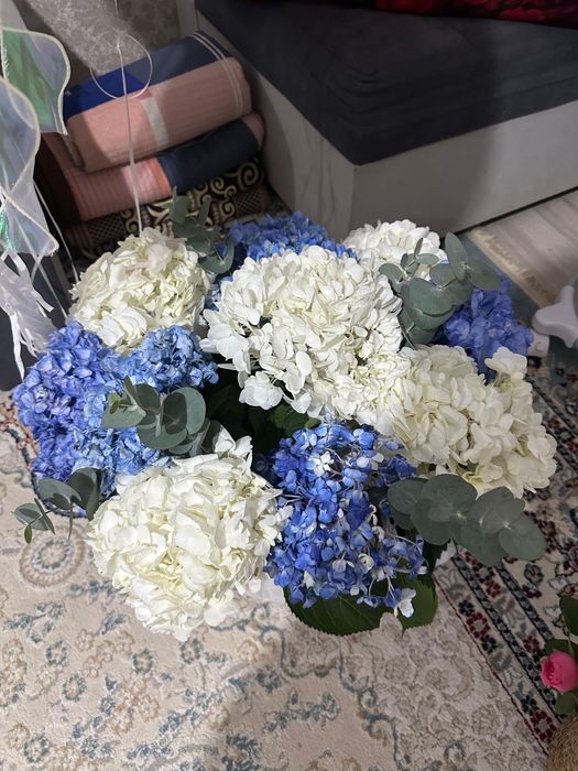 Цветы свежие 15к напишите