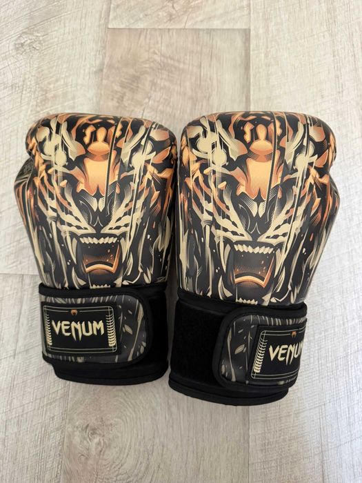 Manusi box Venum Tiger