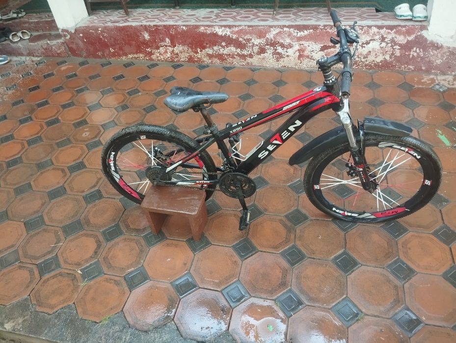Velosiped сотилади 200000